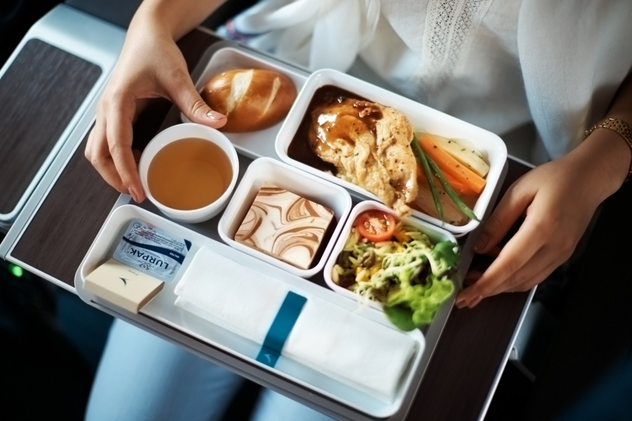 Premium Economy Dining